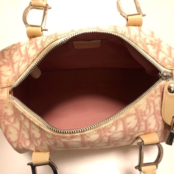 Dior Logogram Handbag - Picture 5 of 8